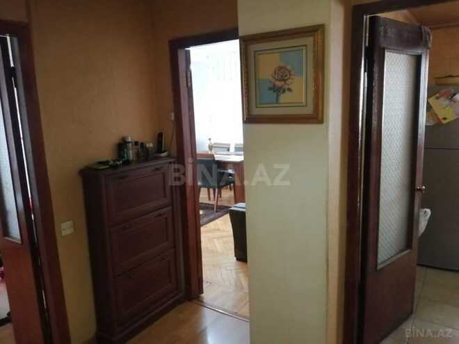 Satılır 3 otaqlı köhnə tikili 90 m², İnşaatçılar m., photo 17 from 25