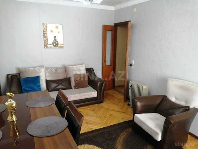 Satılır 3 otaqlı köhnə tikili 90 m², İnşaatçılar m., photo 1 from 25
