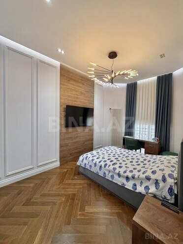 Satılır 7 otaqlı yeni tikili 285 m², 28 May m., photo 24 from 32