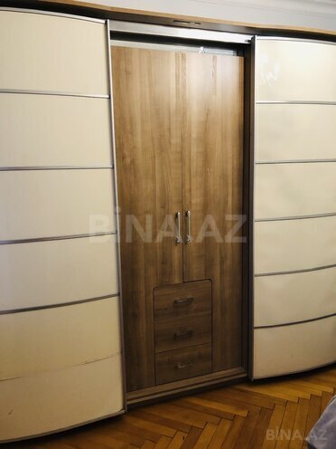 Сдаётся 3-комн. вторичка 65 м², м. Нефтчиляр, photo 10 from 15