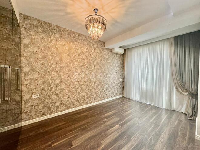 Продаётся 3-комн. новостройка 148 м², Хатаинский р., photo 7 from 17