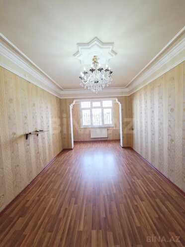 Продаётся 3-комн. вторичка 75 м², м. Ази Асланов, photo 7 from 17