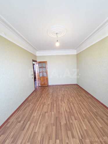Продаётся 3-комн. вторичка 75 м², м. Ази Асланов, photo 6 from 17