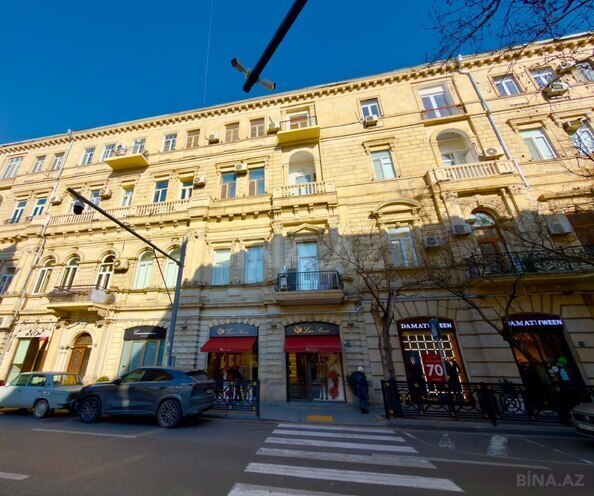 Продаётся 4-комн. вторичка 111 м², м. Сахил, photo 3 from 28