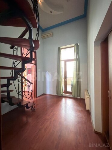 Продаётся 4-комн. вторичка 111 м², м. Сахил, photo 17 from 28