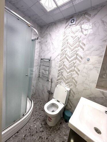 Сдаётся 2-комн. новостройка 65 м², м. Кара Караев, photo 10 from 13