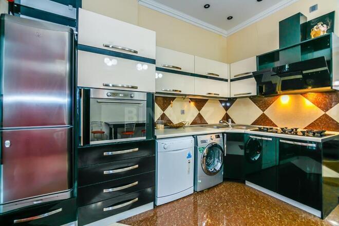 Сдаётся 3-комн. новостройка 135 м², м. Сахил, photo 10 from 19