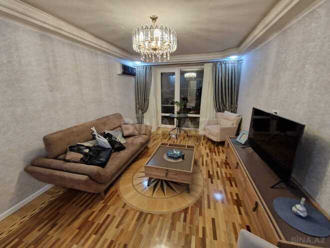 Сдаётся 3-комн. вторичка 80 м², м. Ичеришехер, photo 3 from 18