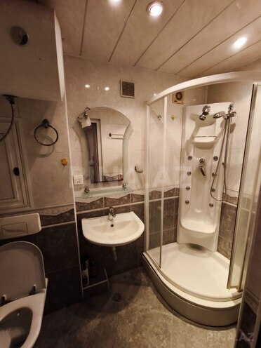 İcarəyə verilir 3 otaqlı köhnə tikili 70 m², 28 May m., photo 7 from 10