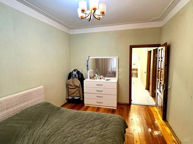 Продаётся 3-комн. вторичка 85 м², м. Кара Караев, photo 9 from 19