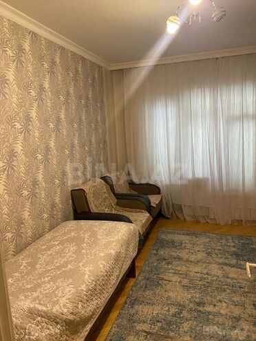 Satılır 5 otaqlı köhnə tikili 120 m², İnşaatçılar m., photo 3 from 17