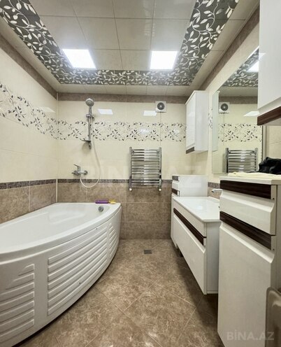 İcarəyə verilir 5 otaqlı köhnə tikili 200 m², 28 May m., photo 11 from 12