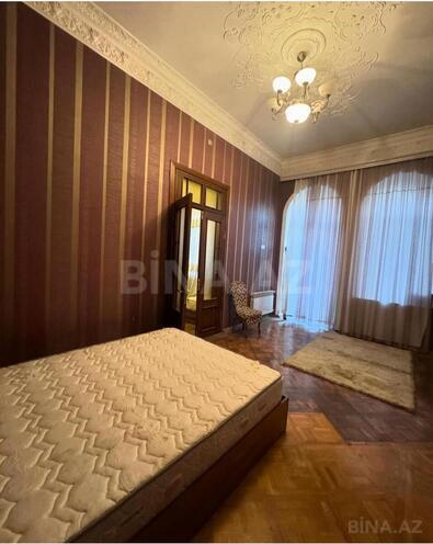 İcarəyə verilir 5 otaqlı köhnə tikili 200 m², 28 May m., photo 6 from 12