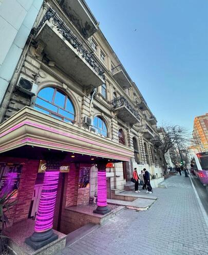 İcarəyə verilir 5 otaqlı köhnə tikili 200 m², 28 May m., photo 11 from 12