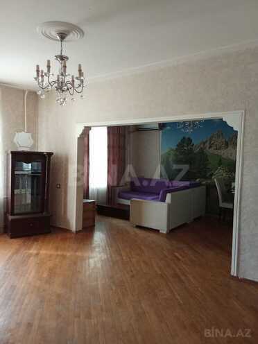 İcarəyə verilir 5 otaqlı köhnə tikili 130 m², İnşaatçılar m., photo 4 from 32