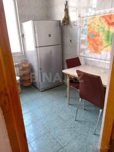 Satılır 3 otaqlı köhnə tikili 85 m², 28 May m., photo 13 from 15