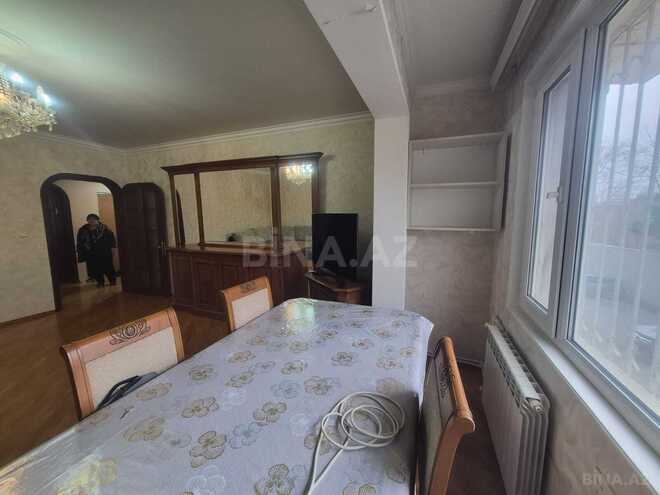 Продаётся 2-комн. вторичка 67 м², пос. Бадамдар, photo 4 from 17