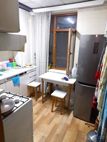 Satılır 2 otaqlı köhnə tikili 60 m², Nərimanov r., photo 11 from 19