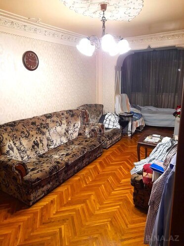 Satılır 2 otaqlı köhnə tikili 60 m², Nərimanov r., photo 1 from 19