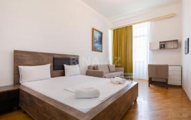 Сдаётся 3-комн. вторичка 100 м², м. Ичеришехер, photo 14 from 15