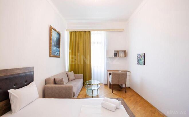 Сдаётся 3-комн. вторичка 100 м², м. Ичеришехер, photo 4 from 14