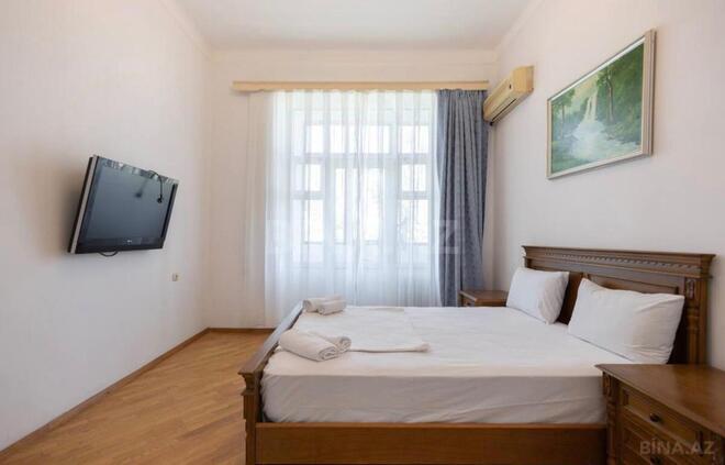 Сдаётся 3-комн. вторичка 100 м², м. Ичеришехер, photo 10 from 14