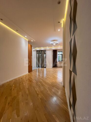 Продаётся 3-комн. новостройка 110 м², Абшеронcкий  р., photo 14 from 15