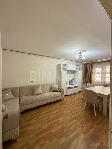 Сдаётся 1-комн. вторичка 40 м², м. Нефтчиляр, photo 3 from 12