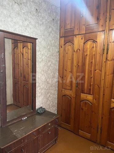 Satılır 2 otaqlı köhnə tikili 60 m², Massiv V q., photo 4 from 11