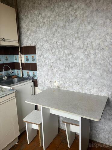 Satılır 2 otaqlı köhnə tikili 60 m², Massiv V q., photo 8 from 11
