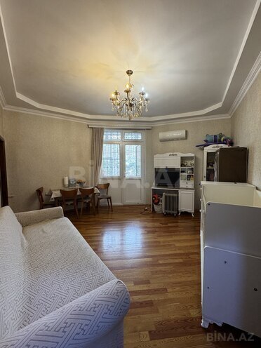 Satılır 2 otaqlı köhnə tikili 30.6 m², Elmlər Akademiyası m., photo 3 from 10