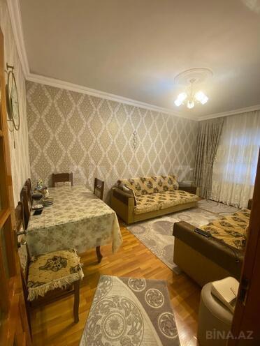 Satılır 2 otaqlı köhnə tikili 65 m², Yeni Günəşli q., photo 1 from 19