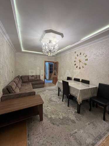 Satılır 5 otaqlı köhnə tikili 120 m², Xalqlar Dostluğu m., photo 1 from 16
