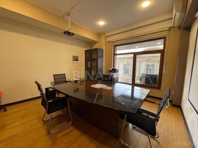 Сдаётся 4-комн. офис 155 м², м. Низами, photo 4 from 29