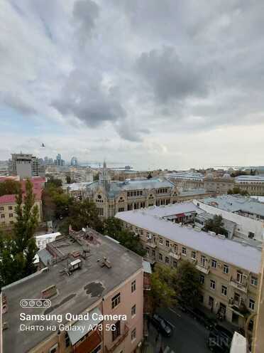 İcarəyə verilir 3 otaqlı yeni tikili 140 m², İçəri Şəhər m., photo 8 from 25