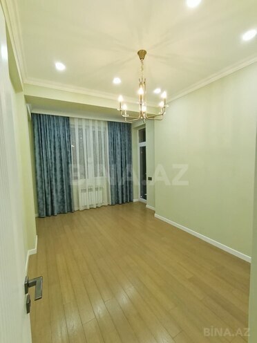 Продаётся 3-комн. новостройка 92 м², м. Кара Караев, photo 5 from 13