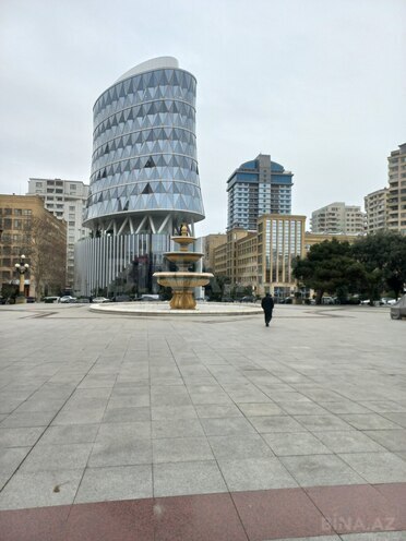 Продаётся 4-комн. новостройка 152.8 м², м. Элмляр Академиясы, photo 3 from 26