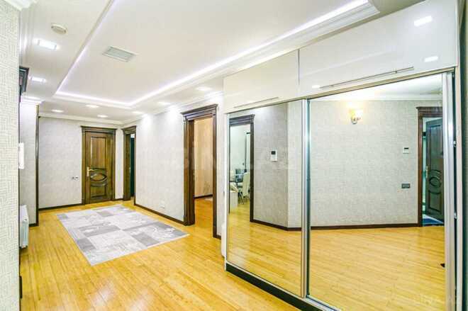 İcarəyə verilir 3 otaqlı yeni tikili 180 m², İçəri Şəhər m., photo 23 from 32