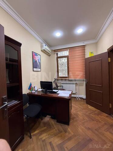 Сдаётся 20-комн. офис 700 м², пос. Бакиханова, photo 9 from 12