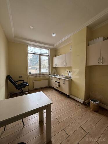 Сдаётся 20-комн. офис 700 м², пос. Бакиханова, photo 5 from 12