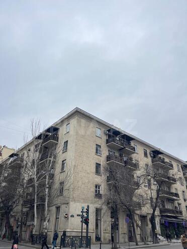 Satılır 4 otaqlı köhnə tikili 130 m², 28 May m., photo 5 from 26