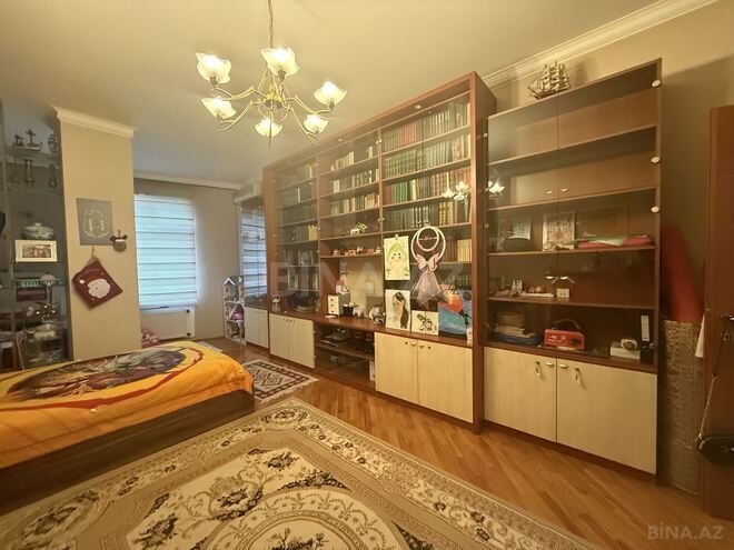 Сдаётся 4-комн. вторичка 200 м², м. Низами, photo 17 from 23