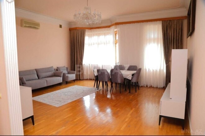 Satılır 7 otaqlı həyət evi/bağ evi 220 m², Xalqlar Dostluğu m., photo 4 from 16