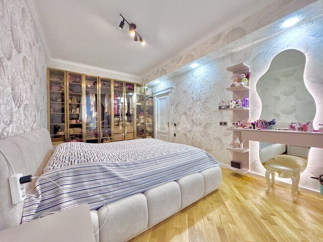 Продаётся 2-комн. новостройка 75 м², м. Кара Караев, photo 12 from 16