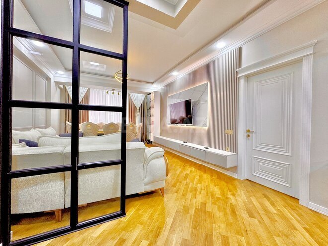 Продаётся 2-комн. новостройка 75 м², м. Кара Караев, photo 11 from 16