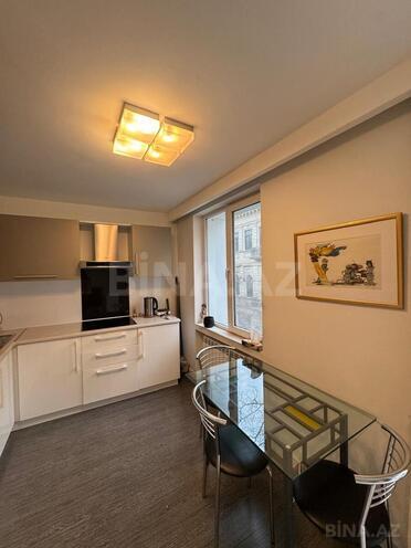 Продаётся 2-комн. вторичка 65 м², м. Сахил, photo 7 from 29