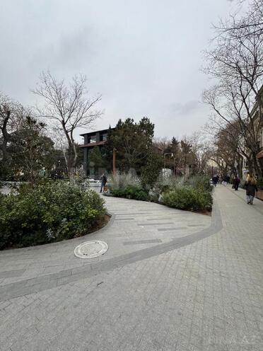 Продаётся 2-комн. вторичка 65 м², м. Сахил, photo 3 from 29