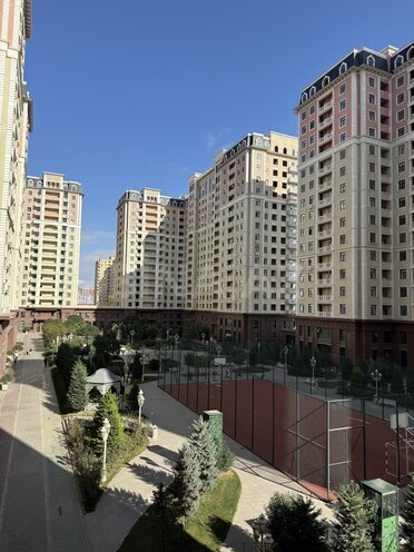 Продаётся 2-комн. новостройка 67.2 м², м. Элмляр Академиясы, photo 1 from 11