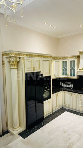 Satılır 4 otaqlı köhnə tikili 215 m², Sahil m., photo 26 from 32