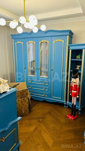 Satılır 4 otaqlı köhnə tikili 215 m², Sahil m., photo 22 from 32